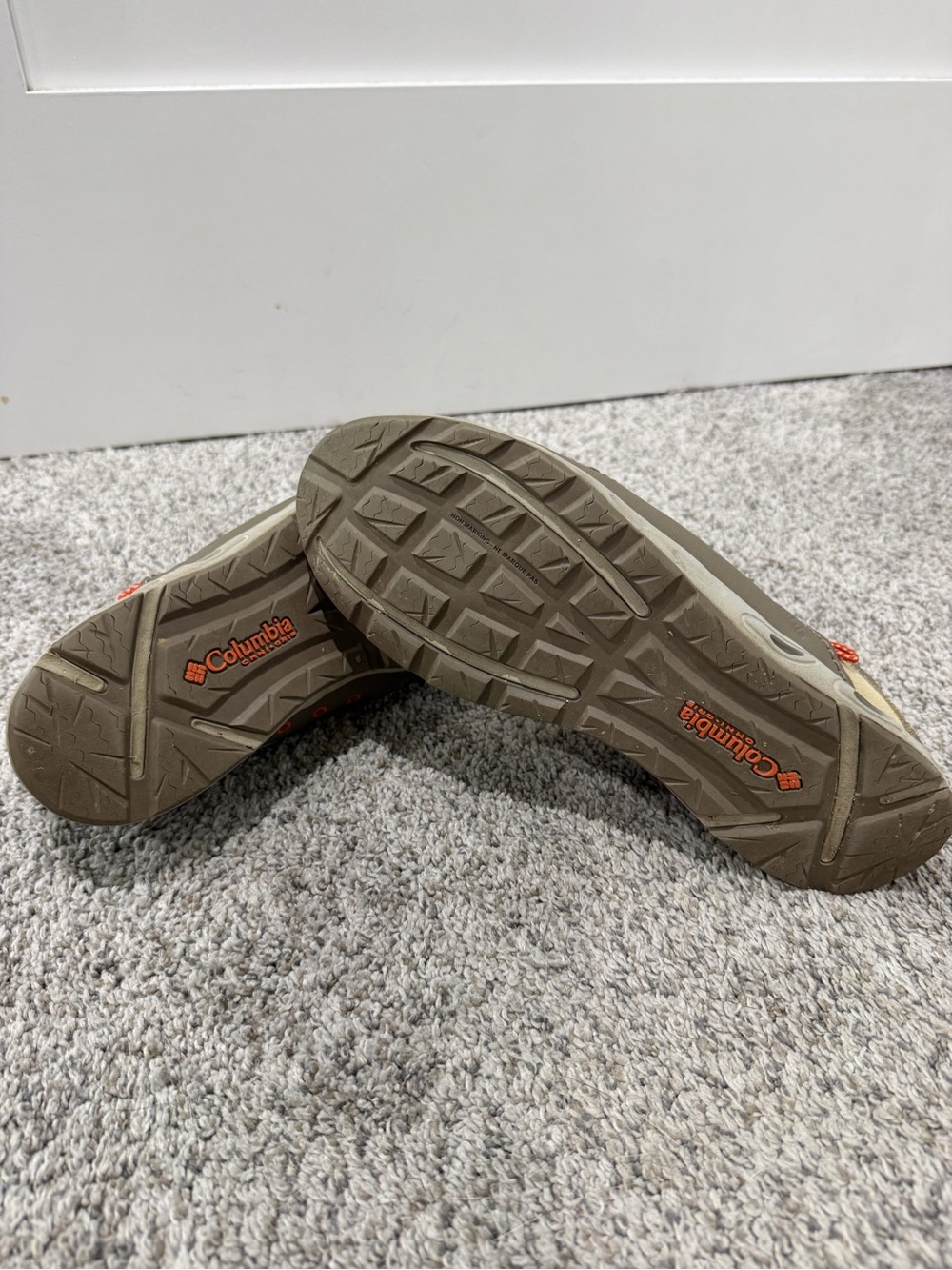 Columbia Men's Beige and Gray Boat Shoes with Orange Lining - Picture 3 of 3